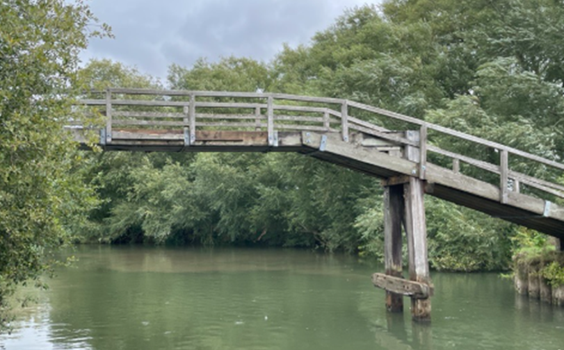 Ten Foot bridge over the river 