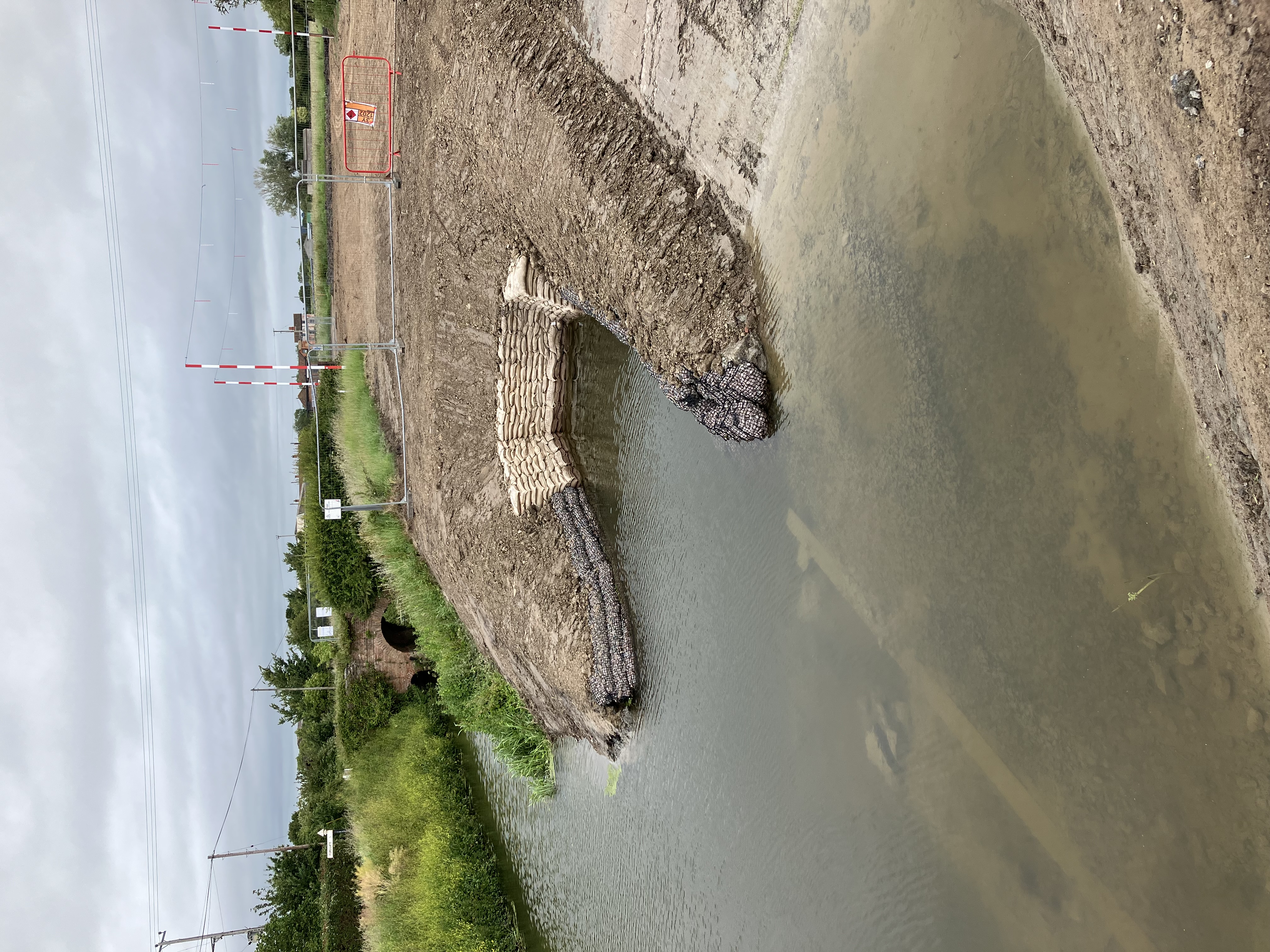 Watercourse and culvert at Viney's Bridge