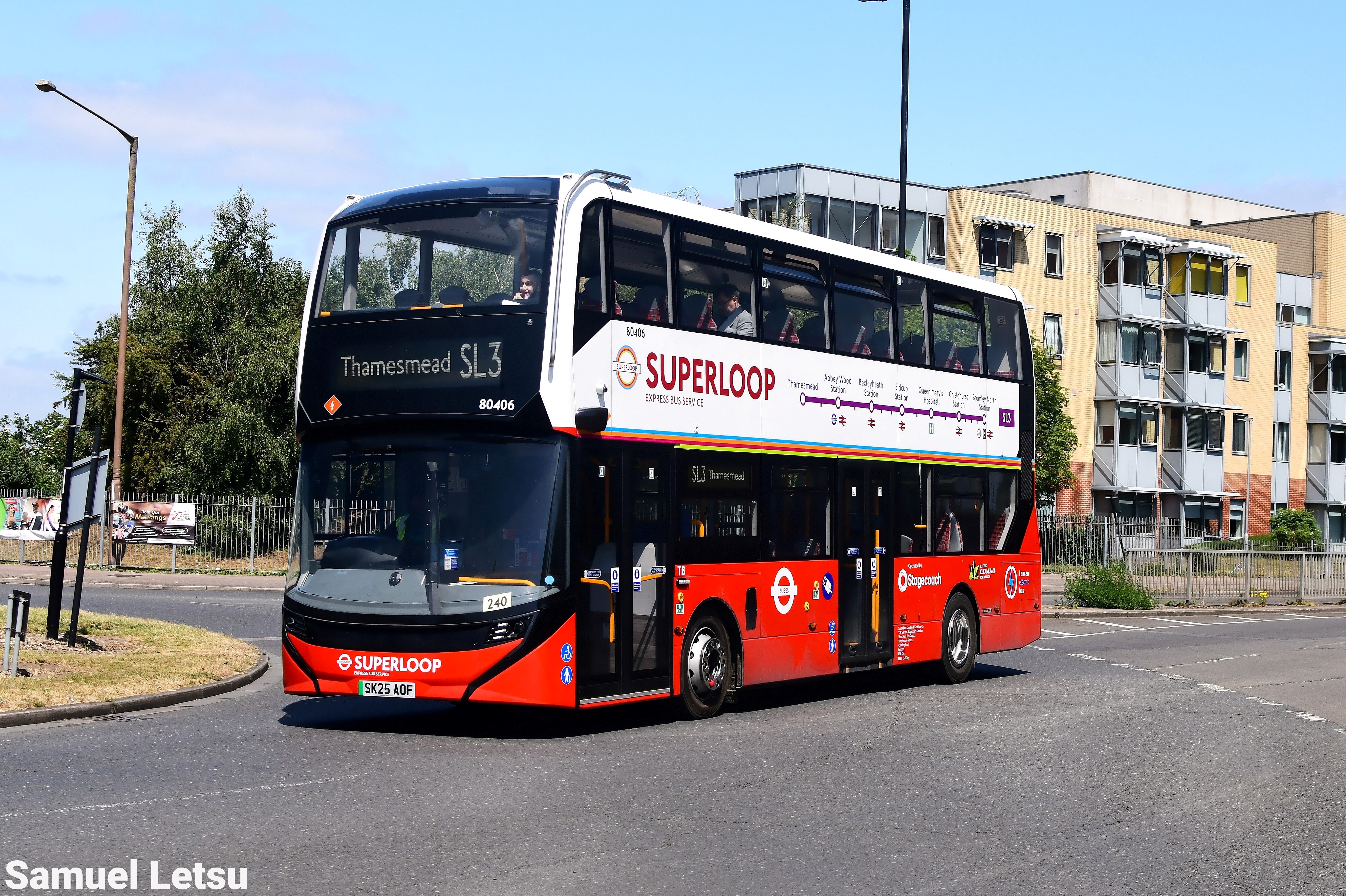 A double-decker SUPERLOOP bus on route SL3 to Thamesmead