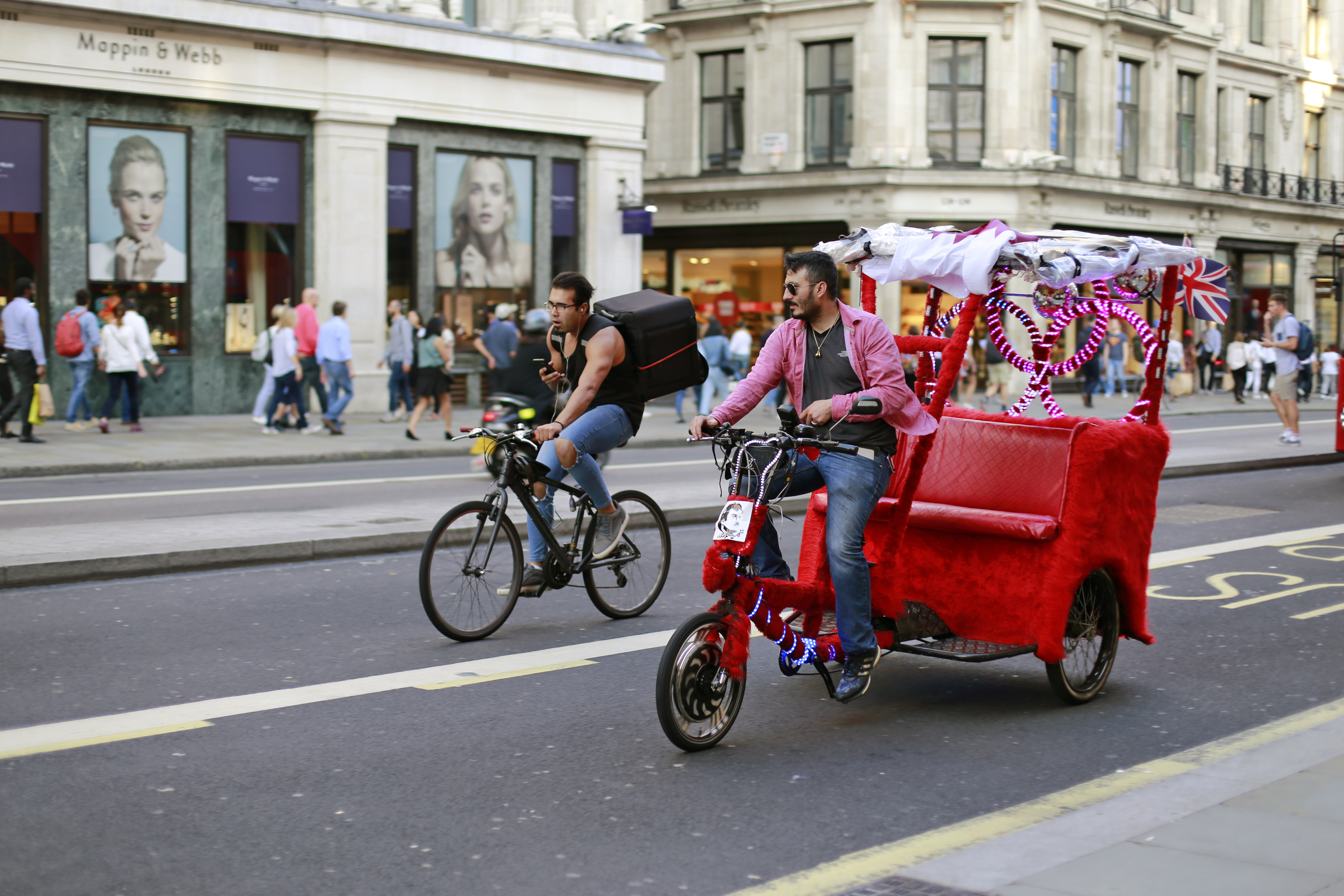 Image of pedicab in London