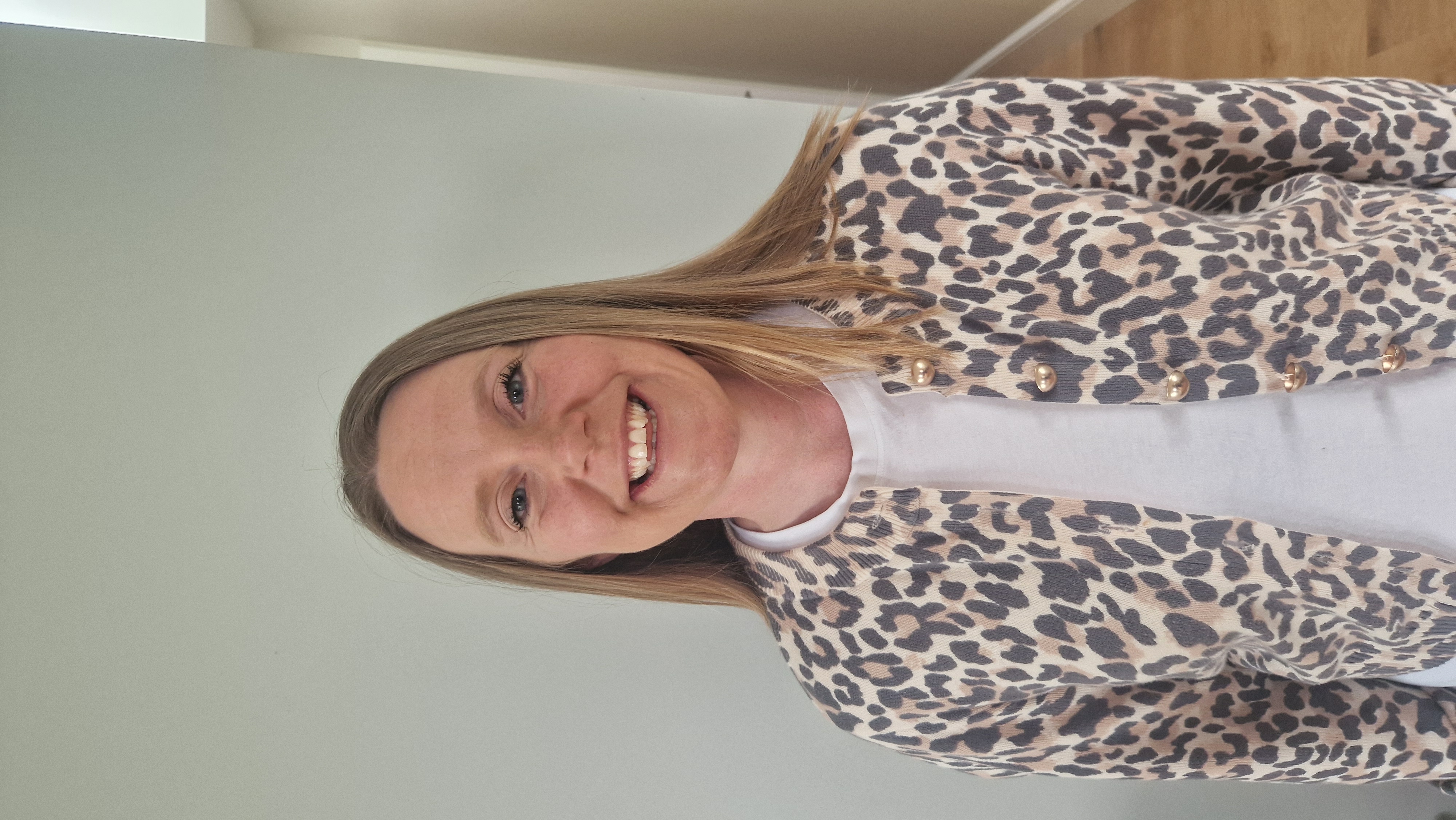 Team member, Dr Naomi Edney