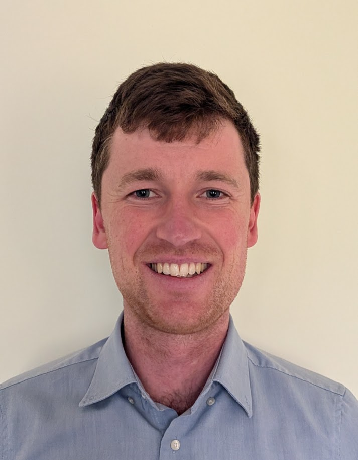 Aelod o'r tîm, Charlie Conridge