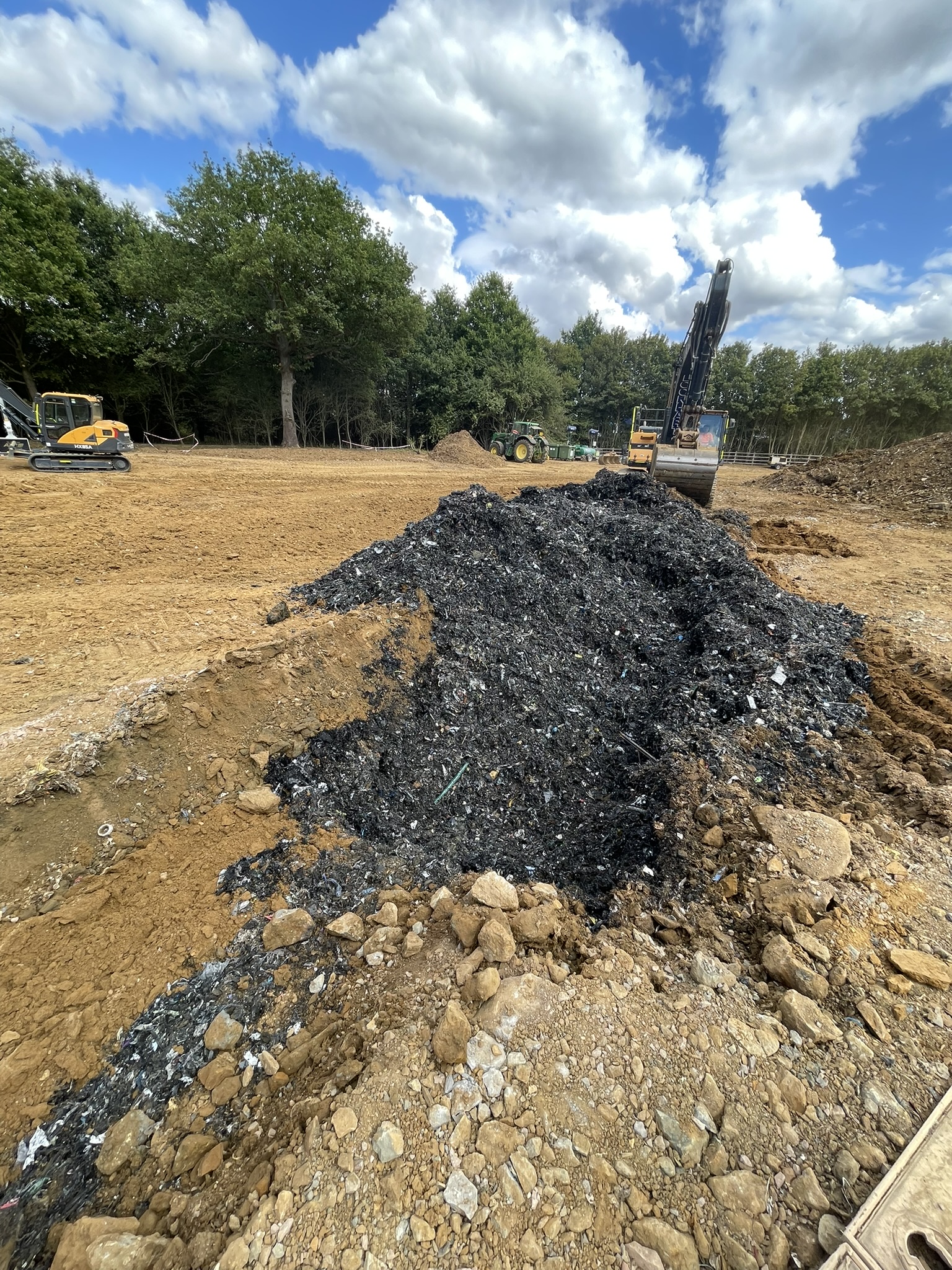 image showing the width of the waste