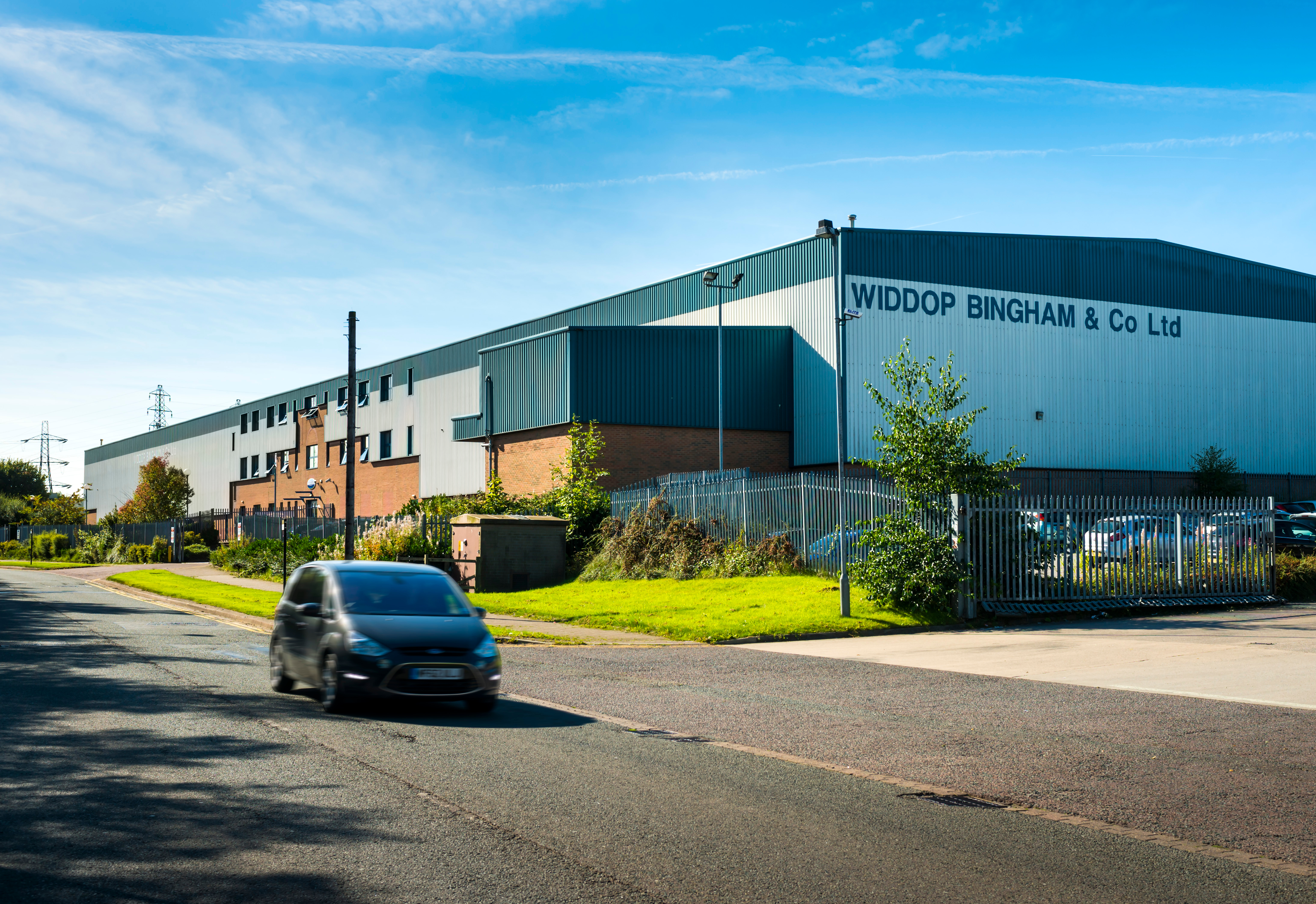 Image of industrial unit at Broadway Business Park, Oldham