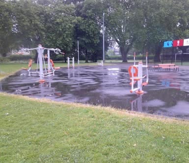 Photograph of existing fitness area at Normanton Park