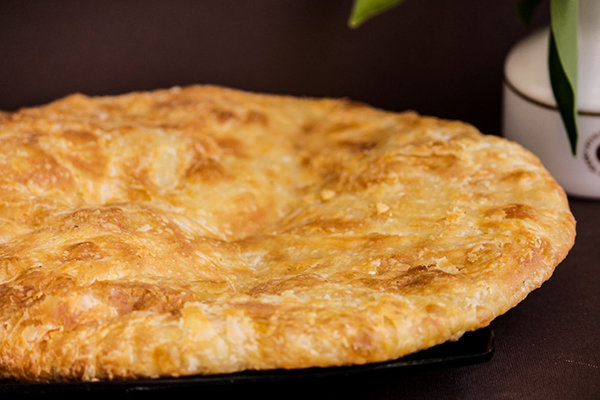 Feteer Meshaltet with Baladi Samna