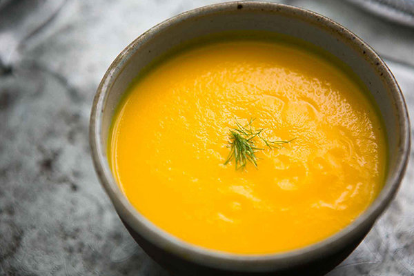 شوربة الجزر والزنجبيل
