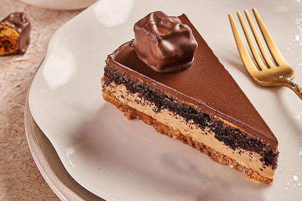 Salted Caramel Chocolate Cake