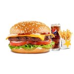 فاميس ستار كومبو  هارديز restaurant 