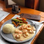 طبق جمبري بصوص الكابوريا  ترى بون restaurant 