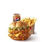Mighty Zinger Combo  كنتاكى restaurant 
