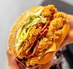 ساندوتش دجاج راوند  سيتى بروست restaurant 