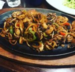 فاهيتا بالمشروم  لوسيلز restaurant 