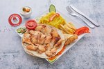 وجبة شاورما فراخ  ابو مازن restaurant 