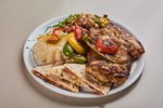 طبق دجاج مشوية  بوتري كافيه restaurant 