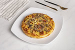 Mix Meat Pizza  Tom and Basal restaurant 