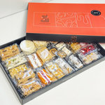 بوكس 4  حلويات أبواللبن restaurant 