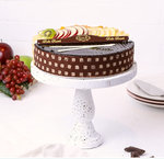 كيك ديو شيكولاتة وفاكهة  ساليه سوكريه restaurant 