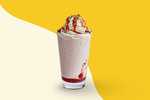 Strawberry Vanilla Frappe  سيلانترو restaurant 