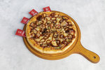 Chicken BBQ Pizza  El Maqam restaurant 
