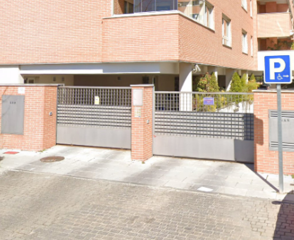 [particular] Pº Alameda de Osuna, 48