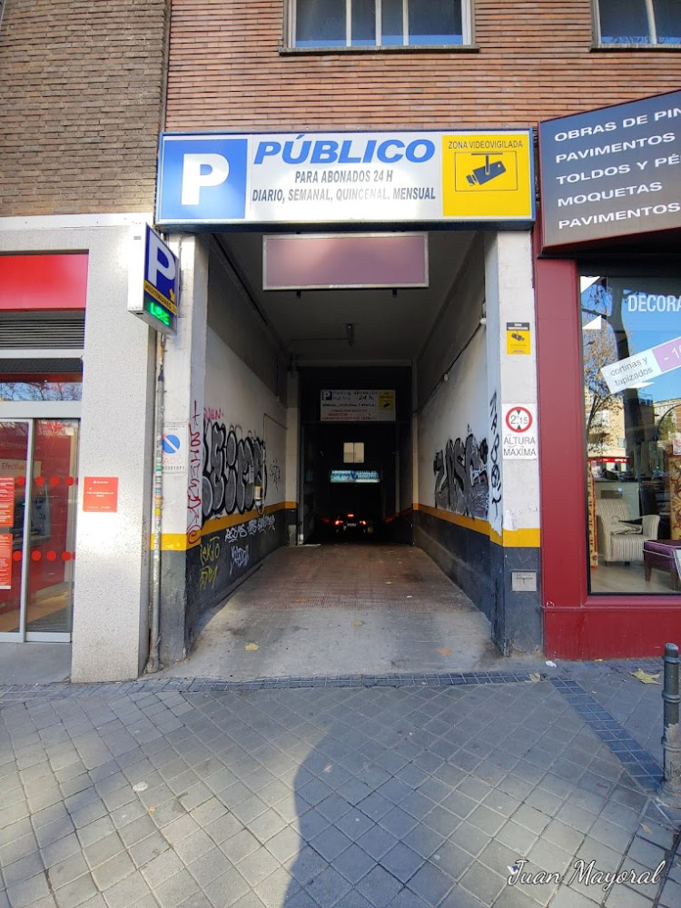 Parking Retiro - Avenida del Mediterráneo