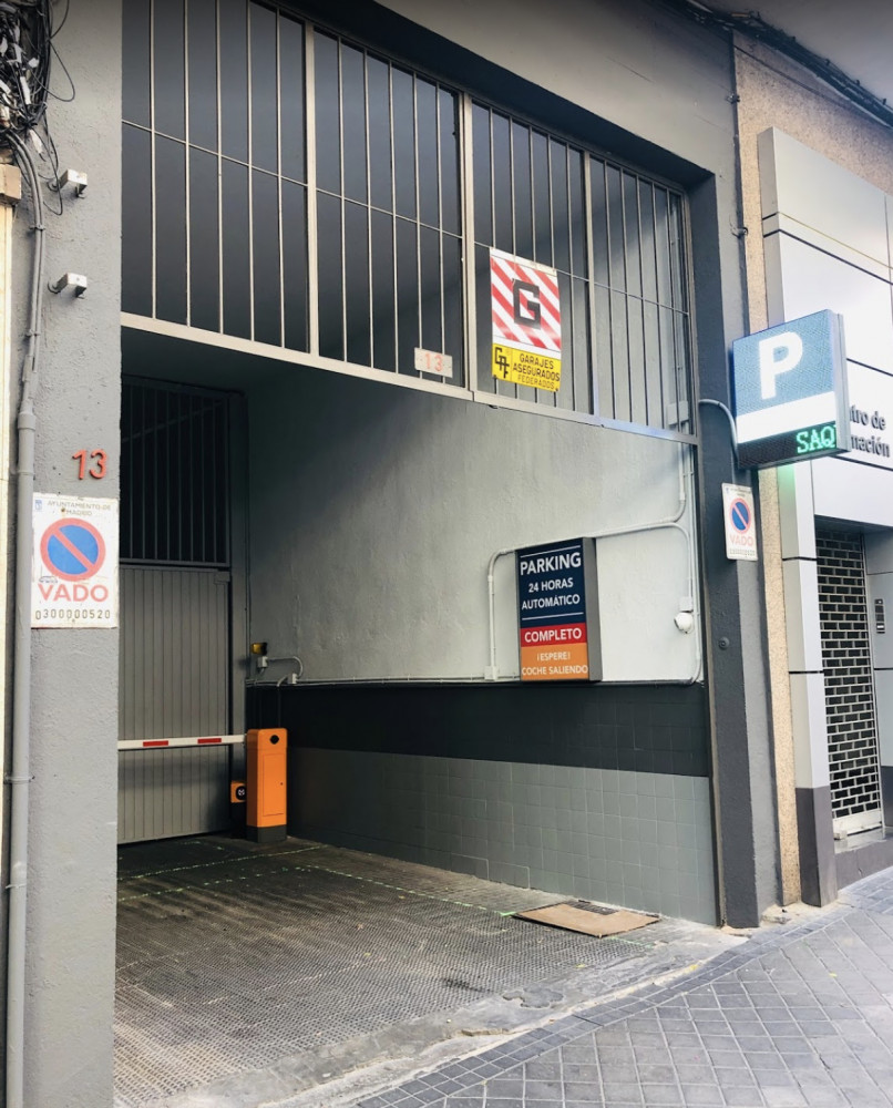 Parking Narciso Serra