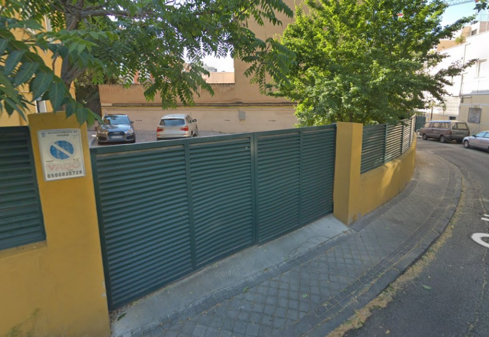 [particular] Calle Joaquín Montes Jovellar, 2