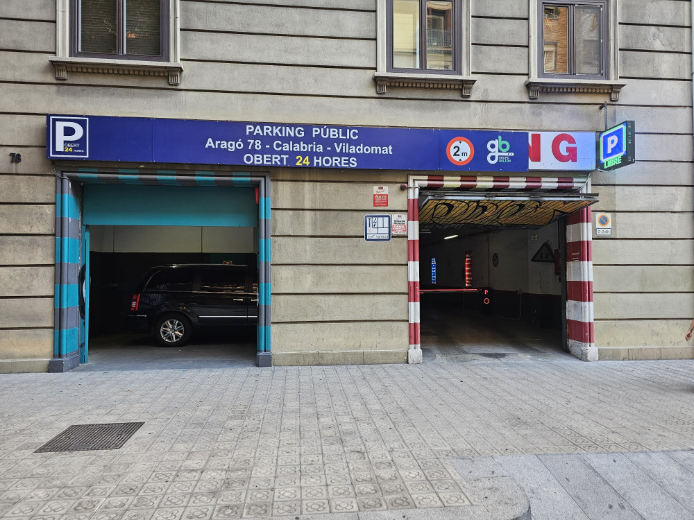 Aragó 78 - Calabria - Viladomat