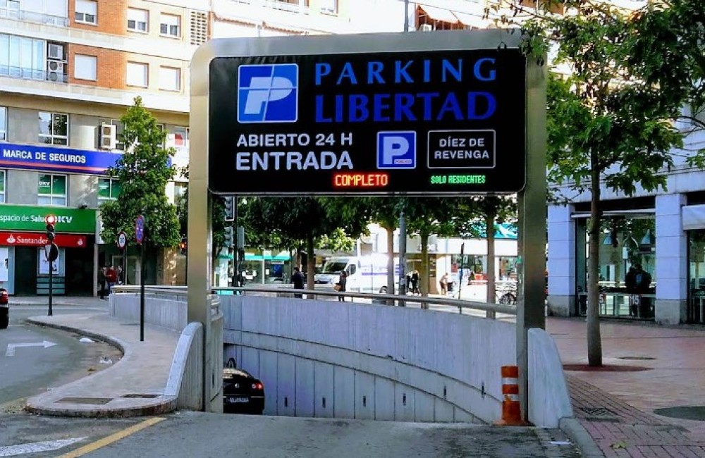 Parking Libertad