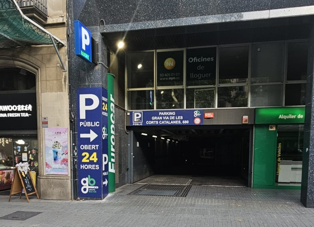 Parking Gran Vía de les Corts Catalanes, 680