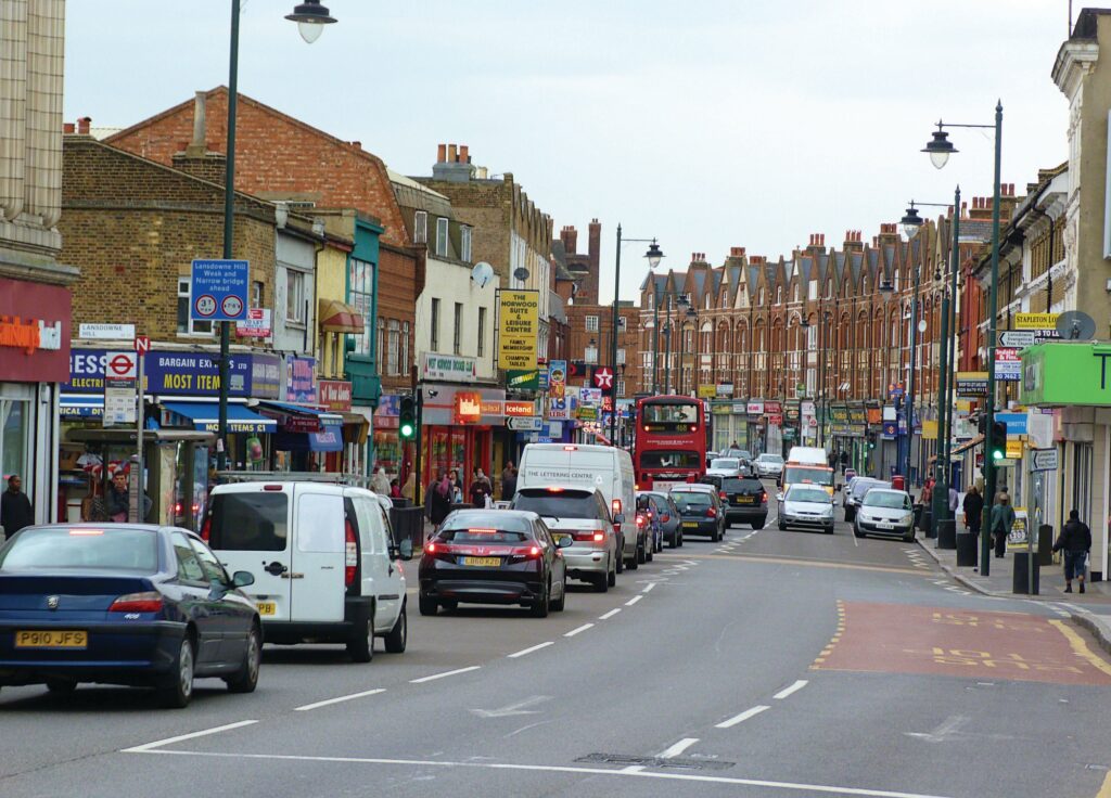 ‘Act now’ to save high street