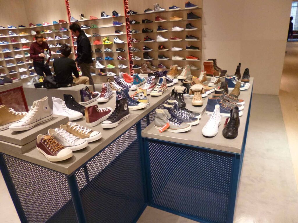 men's shoe department
