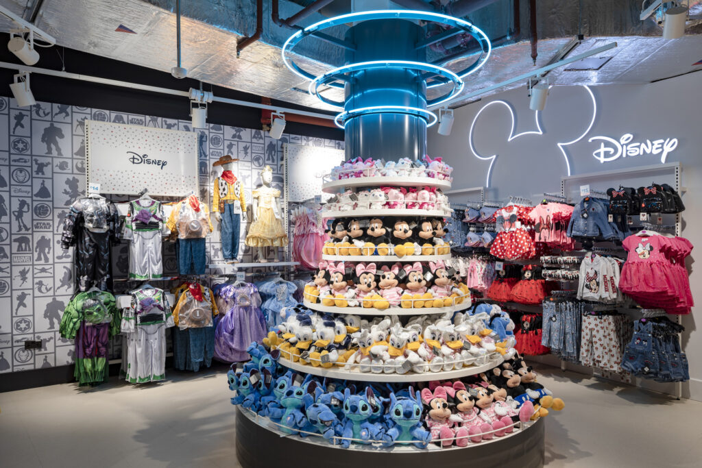 First look World's biggest Primark store opens in Birmingham