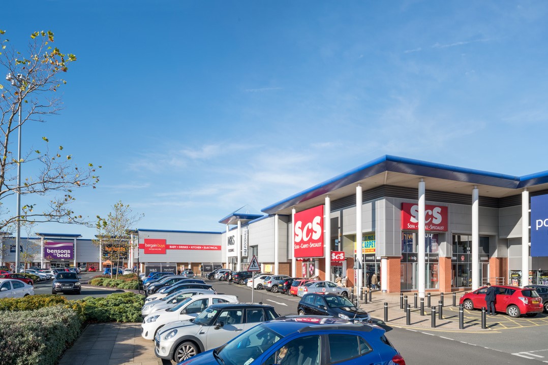Retail parks lead footfall recovery