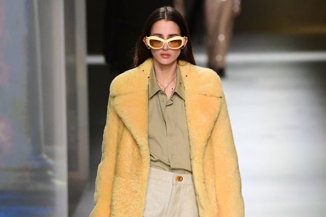 saint laurent camera lou