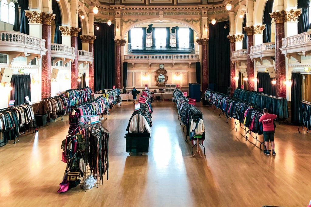 How to capitalise on the passion for pre-loved fashion - Vimarsana News