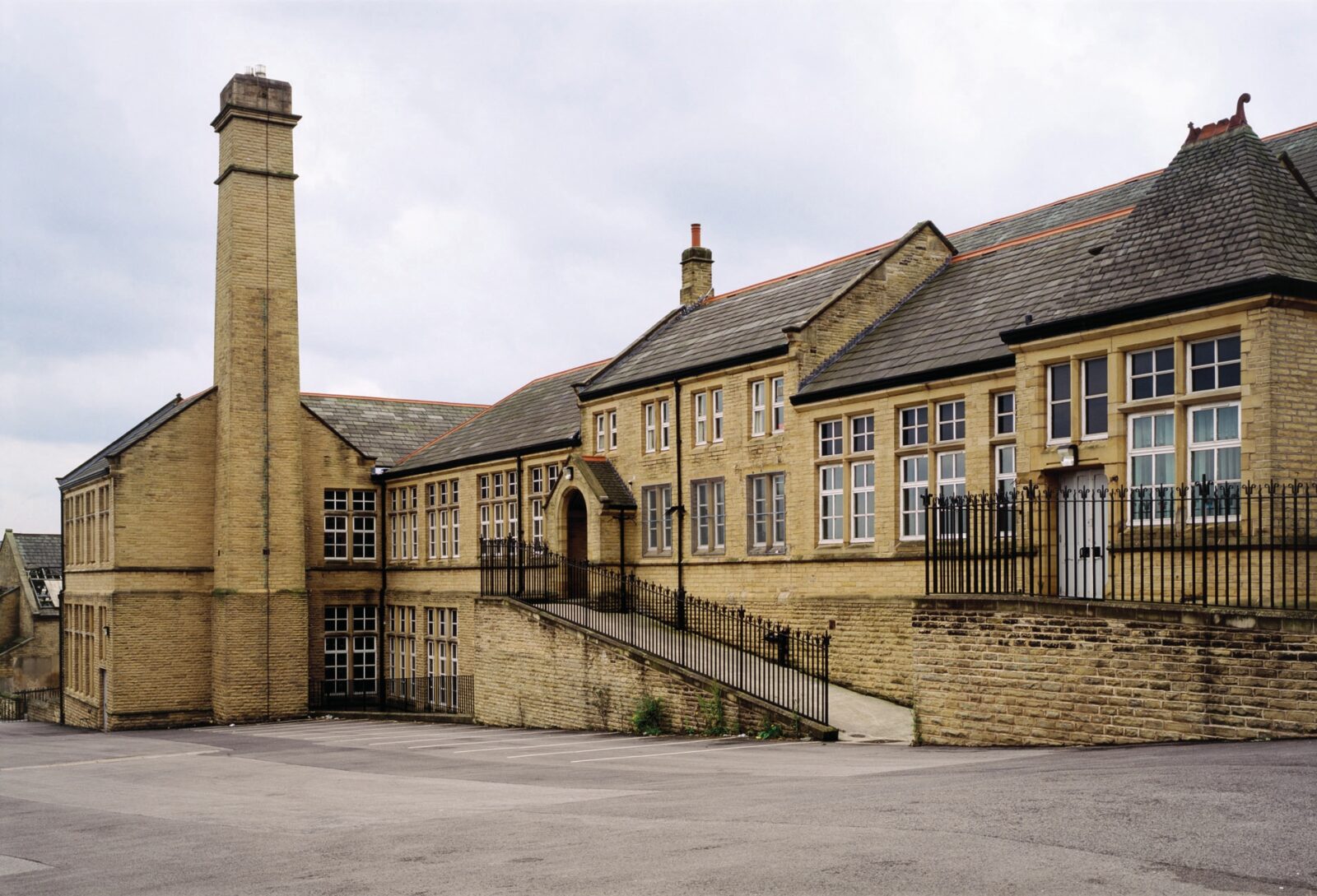 Will architects be building schoools in the future?