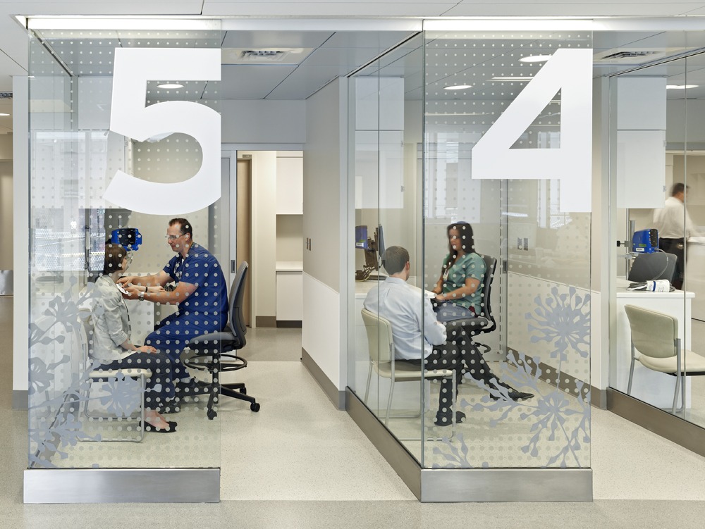 General hospital Lunder Building, Massachusetts by NBBJ