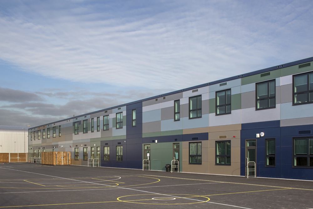 Riverside School by Surface to Air Architects