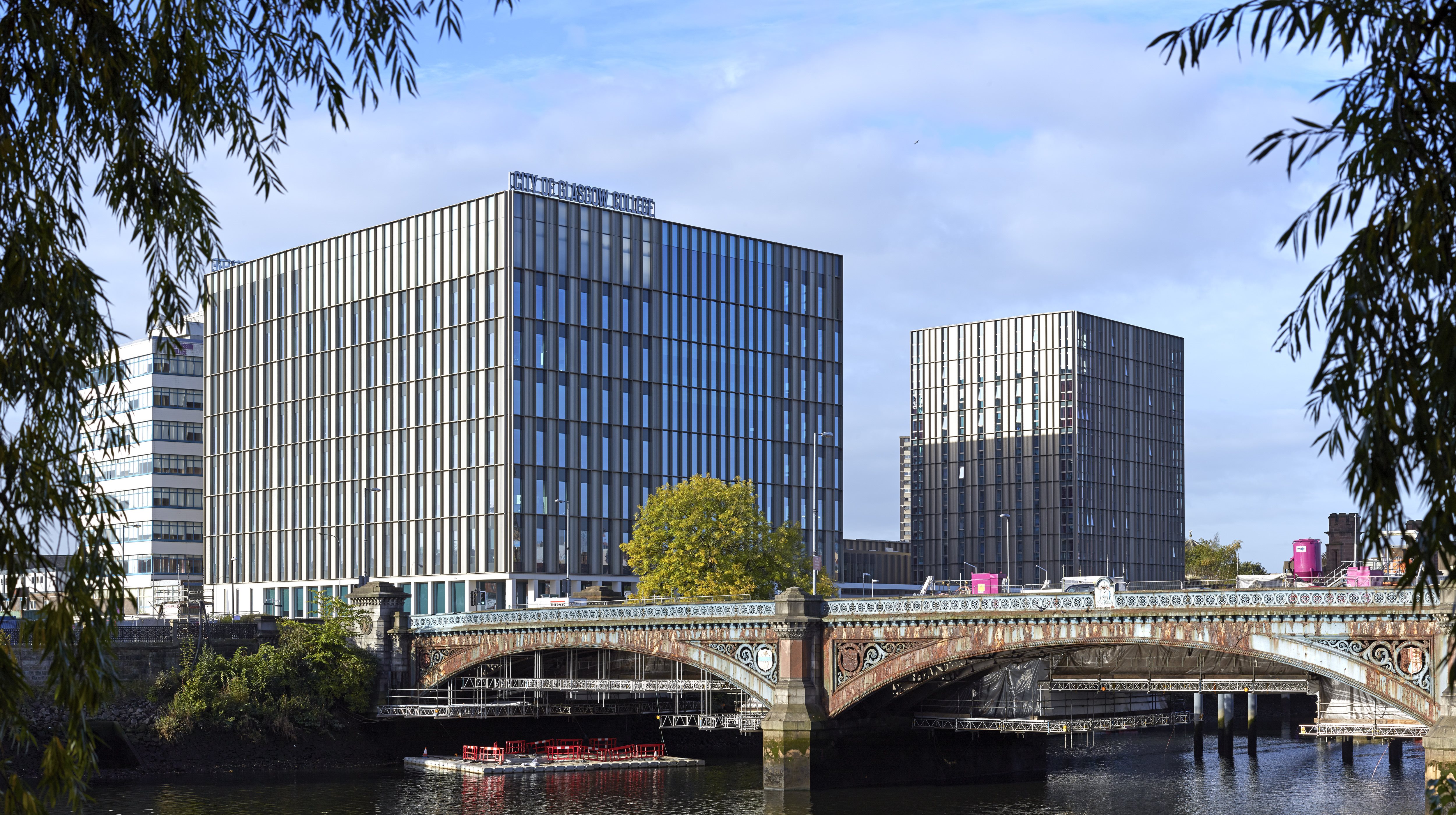 Riverside Campus, City of Glasgow College by Michael Laird Architects with Reiach and Hall