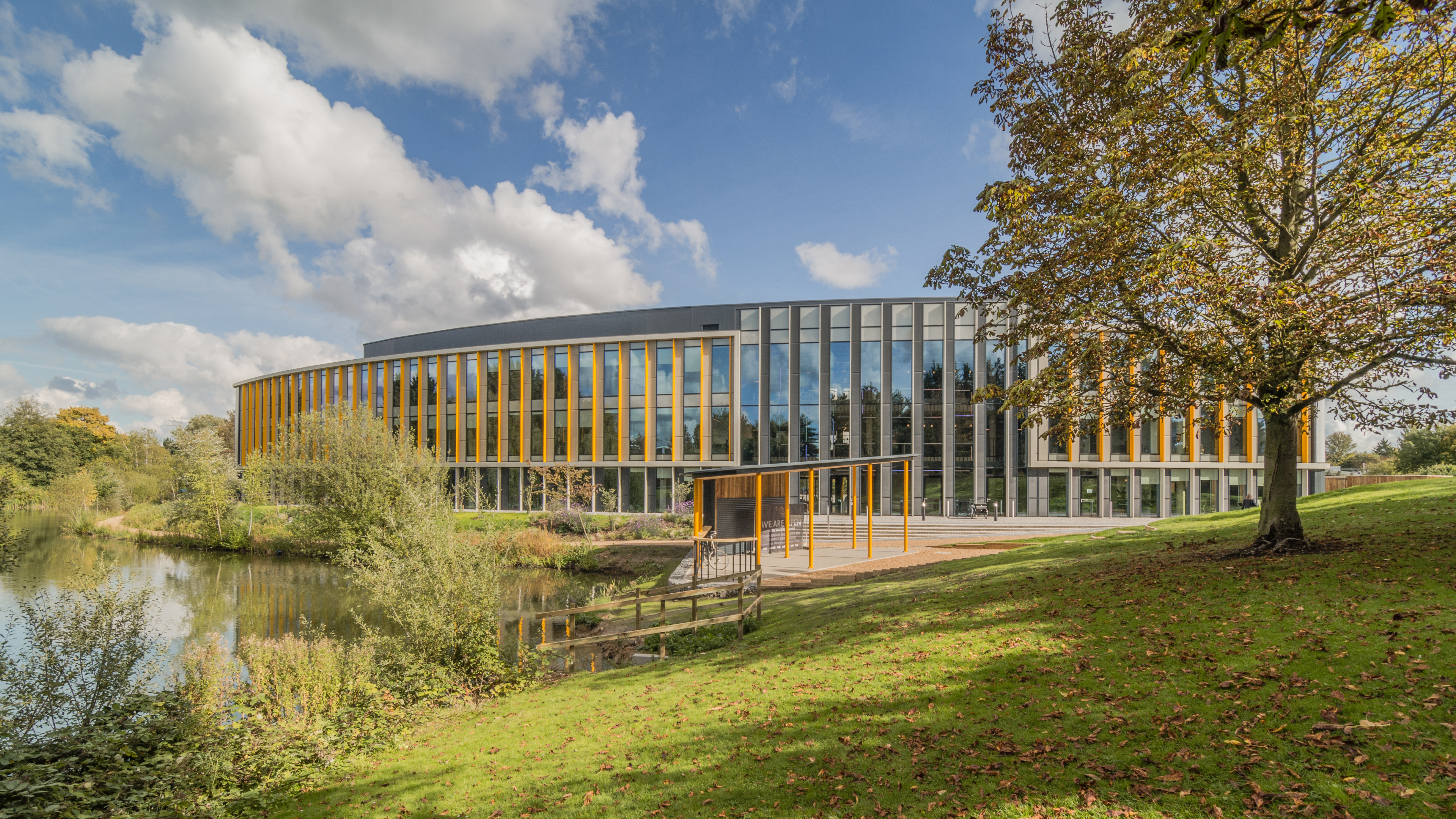 Aukett Swanke’s curved Bradfield Centre opens at Cambridge Science Park