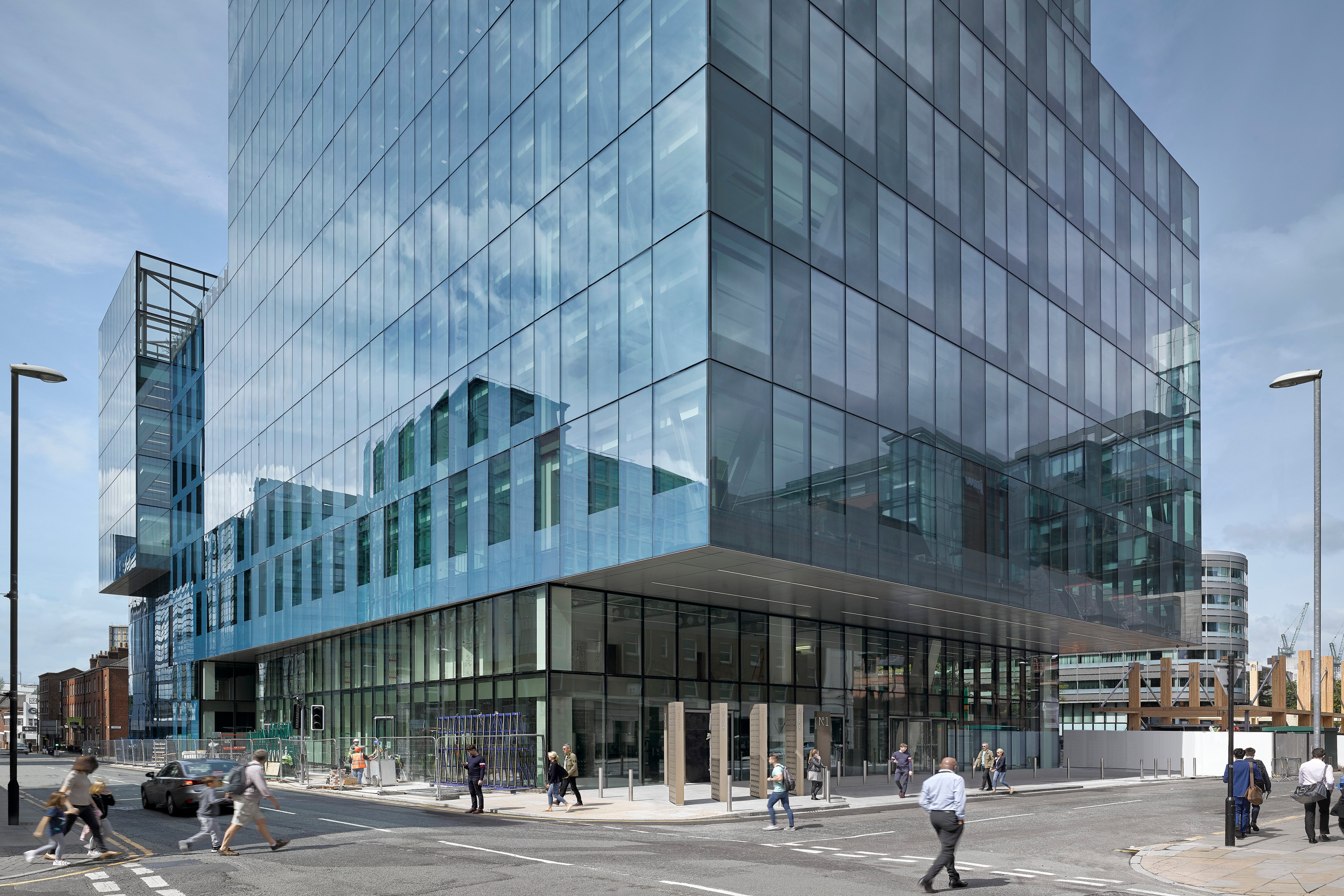 No 1 Spinningfields by SimpsonHaugh a chip off the old block