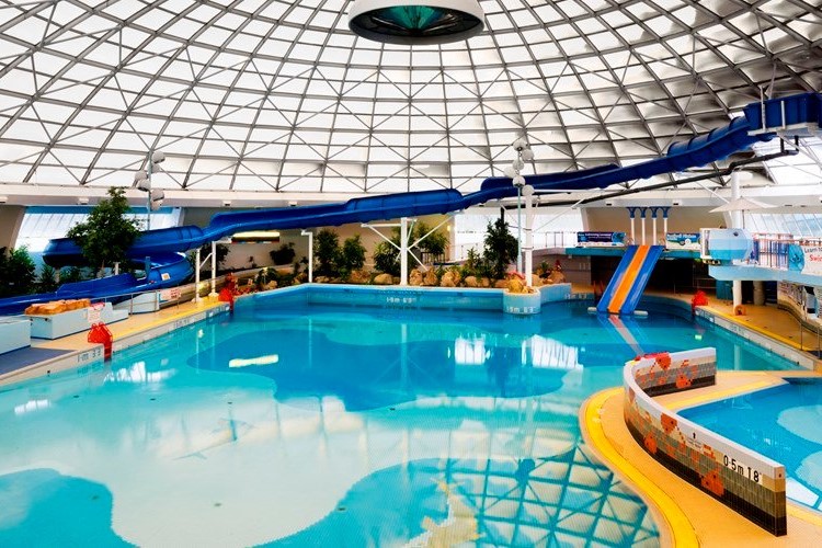 'Loss of a typology': campaigners call for listing of Swindon leisure centre - Vimarsana News