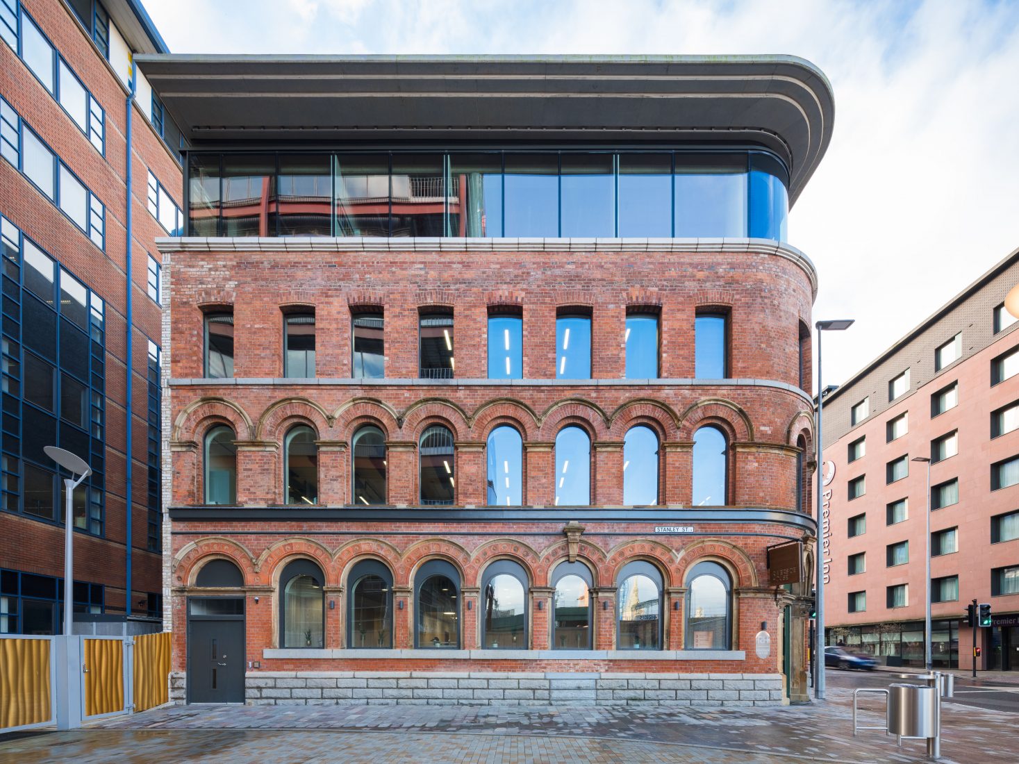 case-study-riverside-house-by-allford-hall-monaghan-morris