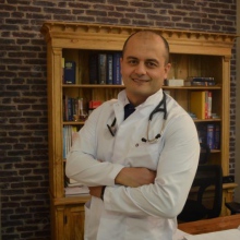Resmi büyüt: Hakan Tanınmış, İç Hastalıkları İstanbul