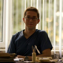 Resmi büyüt: Burak Çarıkçıoğlu, Çocuk Diş Hekimliği (Pedodonti) İzmit