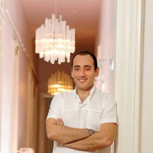 Resmi büyüt: Özcan Çakmakçıoğlu, Diş Hastalıkları Ve Tedavisi İstanbul