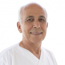 Resmi büyüt: Mustafa Cömert, Plastik Rekonstrüktif Ve Estetik Cerrahi Akdeniz