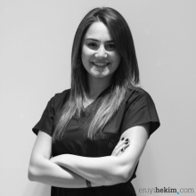 Resmi büyüt: Duygu Karaduman, Diş Hekimi Sarıçam